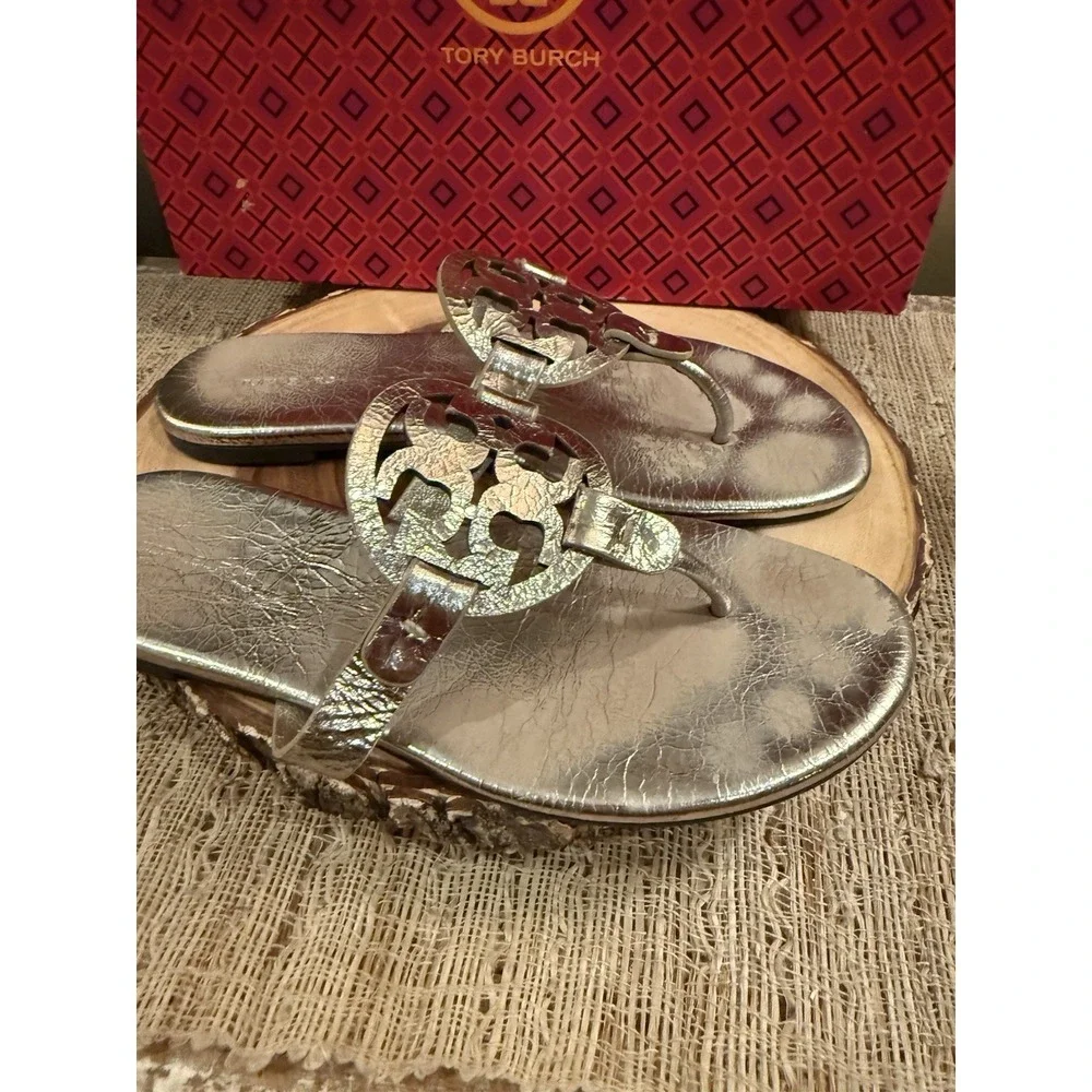 Tory Burch Miller Metallic Wrinkled Leather‎ Sandals in Spark Gold Women's 8